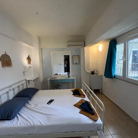 Avra Boutique Μπενίτσες